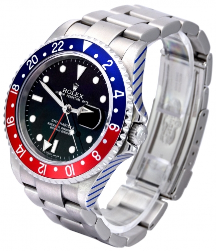 Side view image of a stainless steel Rolex GMT-Master II 16710 Pepsi which has been recently returned from Rolex service