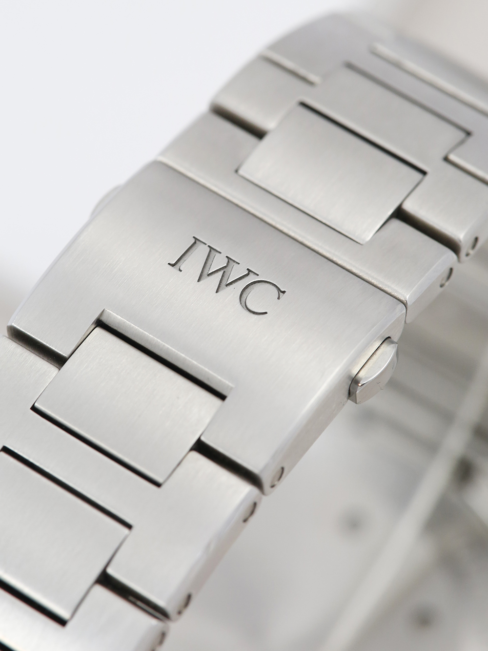 IWC Aquatimer Automatic IW329002 IWC Aquatimer Automatic IW329002 Black Dial 2017 Pre-Owned Second Hand Used Men's 42mm For Sale Available Purchase Buy Online with Part Exchange or Direct Sale Manchester North West England UK Great Britain Buy Today Free Next Day Delivery Warranty Luxury Watch Watches