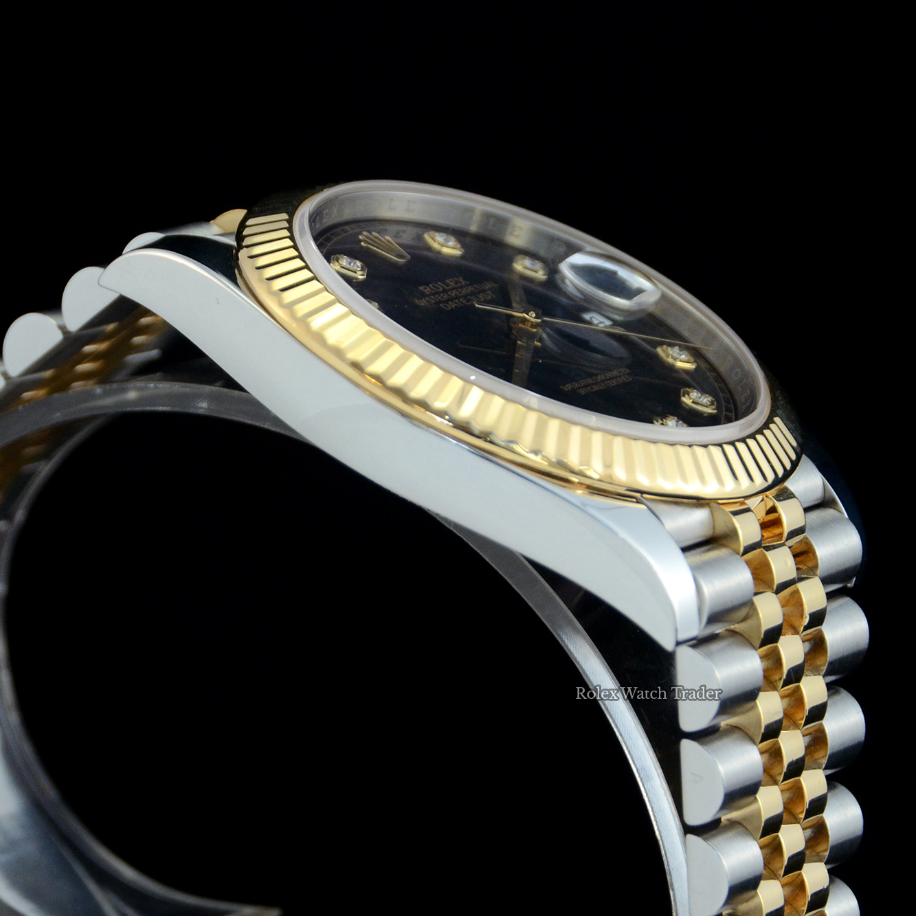 Non-winder case side detail Rolex Datejust 41 Bi-Metal Jubilee Black Diamond Set Dial 2020 U.K For Sale Available Purchase Buy Online with Part Exchange or Direct Sale Manchester North West England UK Great Britain Buy Today Free Next Day Delivery Warranty Luxury Watch Watches