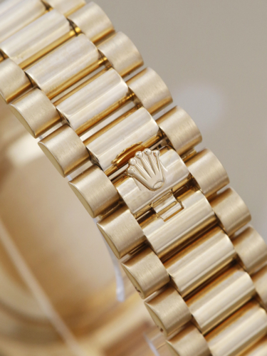 Rolex Day-Date 40 228238 Champagne Baguette Diamond Hour Markers For Sale Available Purchase Buy Online with Part Exchange or Direct Sale Manchester North West England UK Great Britain Buy Today Free Next Day Delivery Warranty Luxury Watch Watches