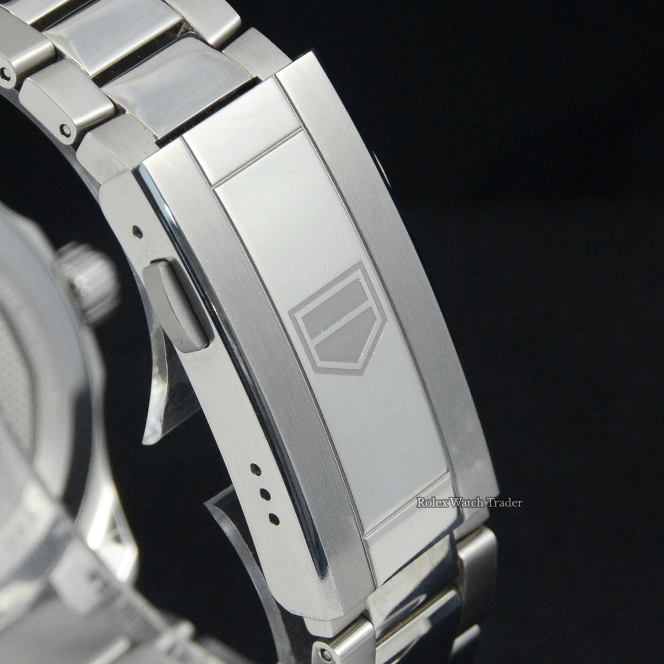 TAG Heuer Aquaracer Professional 200 Solargraph WBP1113.BA0000 TAG Heuer Aquaracer Professional 200 Solargraph WBP1113.BA0000 For Sale Available Purchase Buy Online with Part Exchange or Direct Sale Manchester North West England UK Great Britain Buy Today Free Next Day Delivery Warranty Luxury Watch Watches