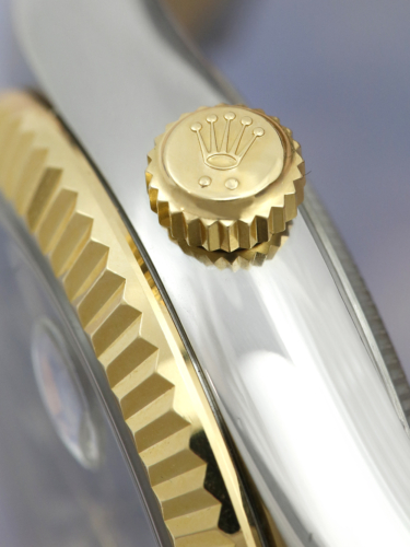 Rolex Sky-Dweller 326933 | new glass & polish by Rolex 25/09/25 |