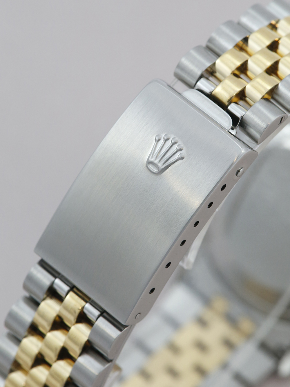 Rolex Datejust 36 16233 | Serviced by Rolex Jun 21 | Silver Diamond Dot Jubilee Dial Rolex Datejust 36 16233 | Serviced by Rolex Jun 21 | Silver Diamond Dot Jubilee Dial