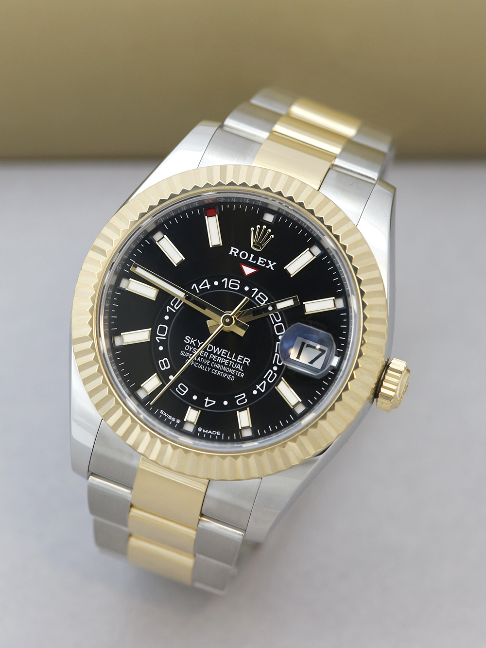 Rolex Sky-Dweller 336933 Black Dial Rolex Sky-Dweller 336933 Black Dial