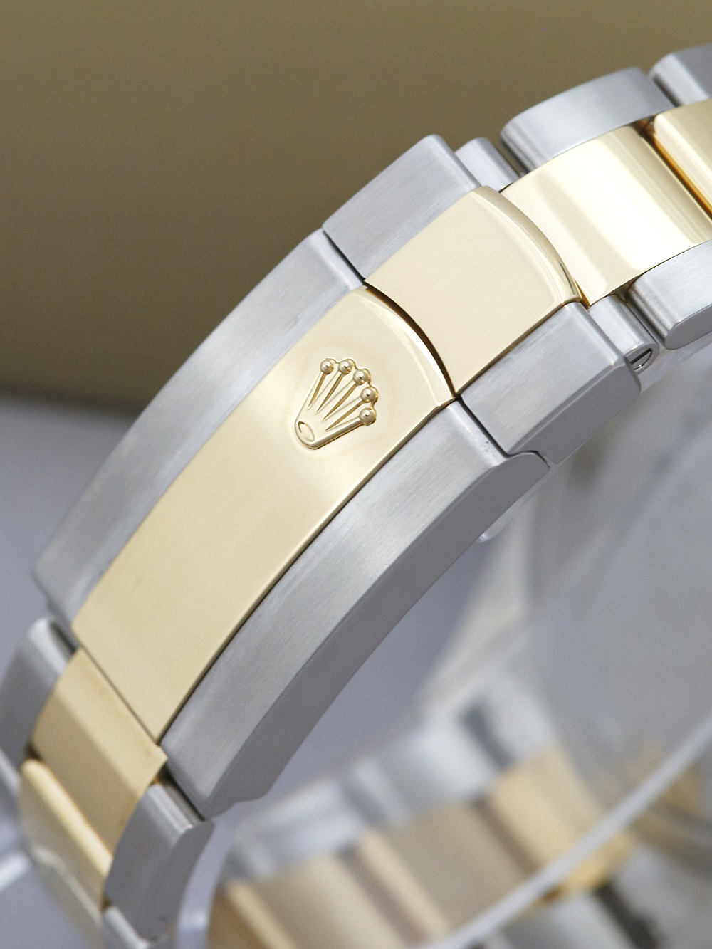 Rolex Sky-Dweller 336933 Black Dial Rolex Sky-Dweller 336933 Black Dial